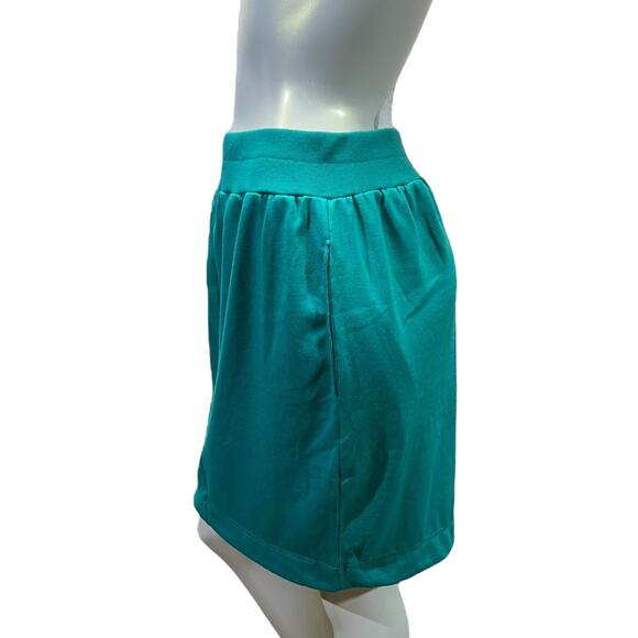Green Diversity Sports Petite Skirt, Good Condition - Picture 2 of 9